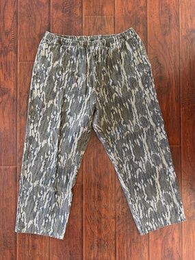 STUSSY Camouflage Casual Beach Pant with Elastic Waist / Drawcord (Vintage)